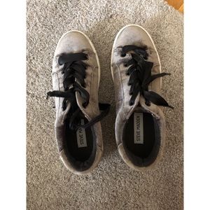 Steve Madden Gray Velvet Platform Sneakers